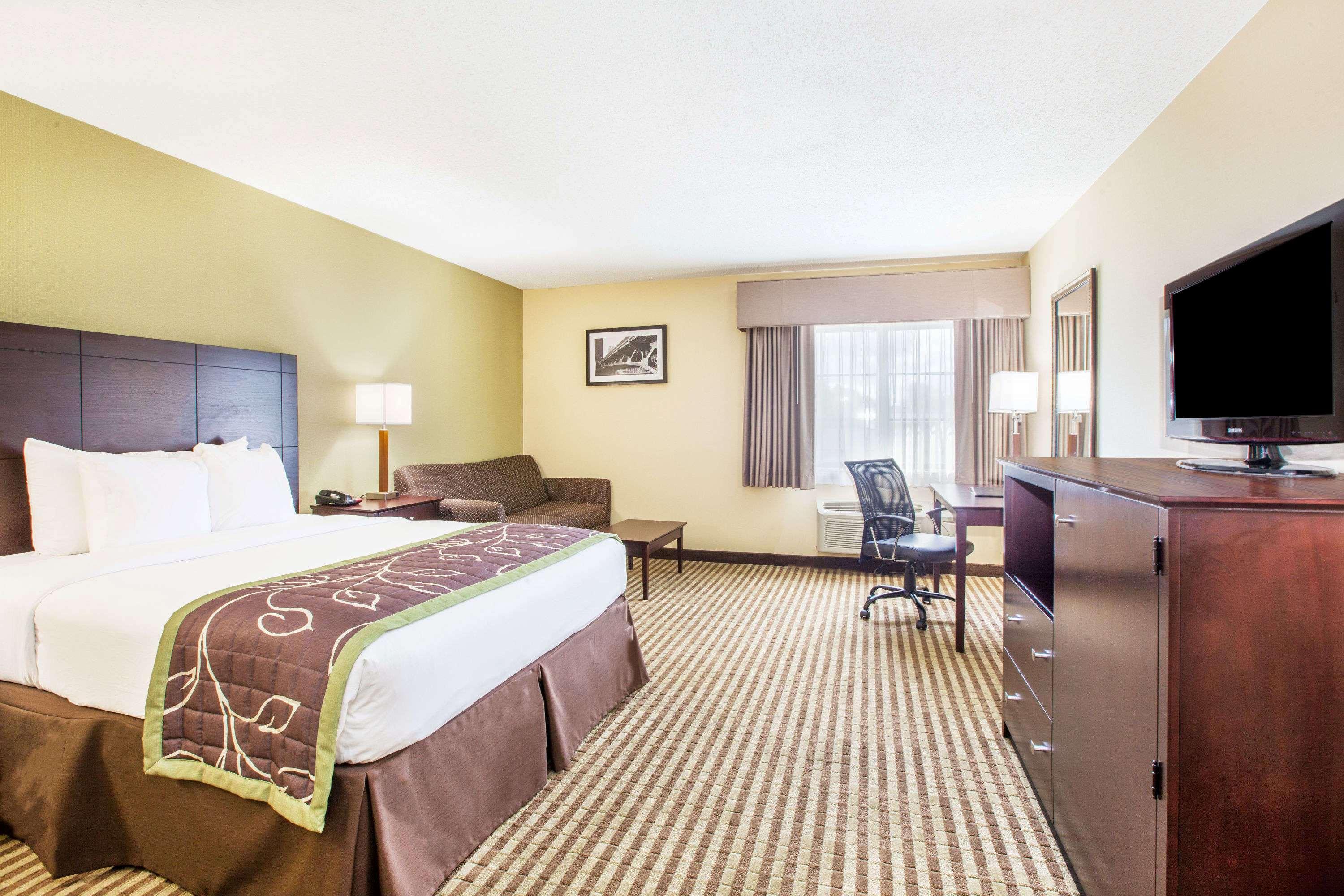 Days Inn By Wyndham Brewerton/ Syracuse Near Oneida Lake Buitenkant foto